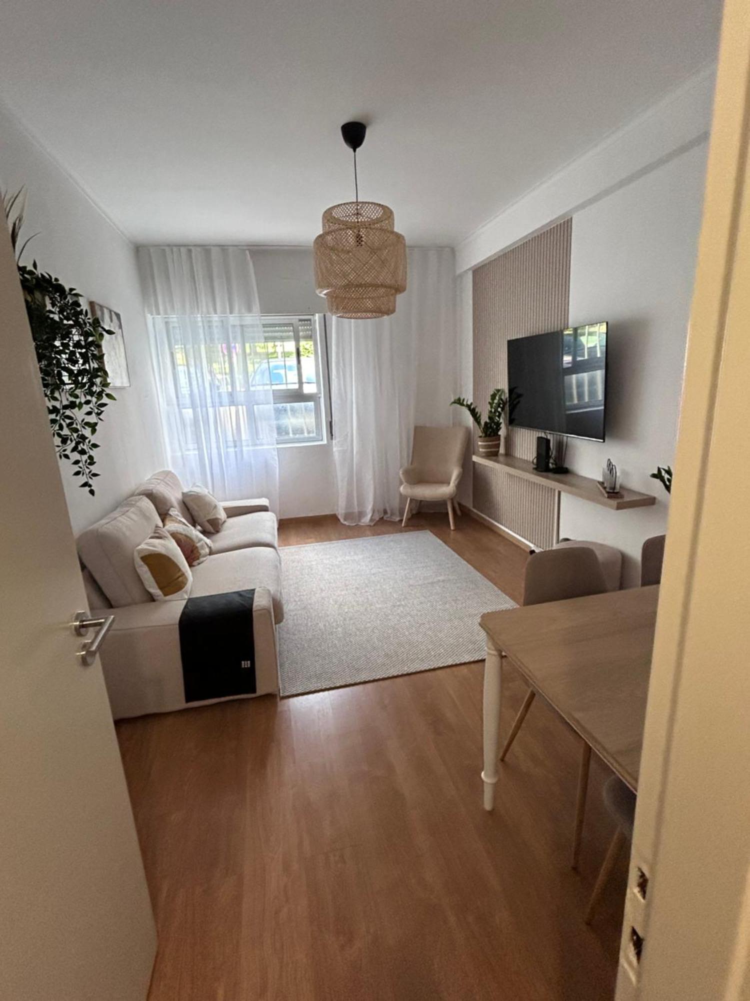 Apartamento Acolhedor Em Queluz Ngoại thất bức ảnh
